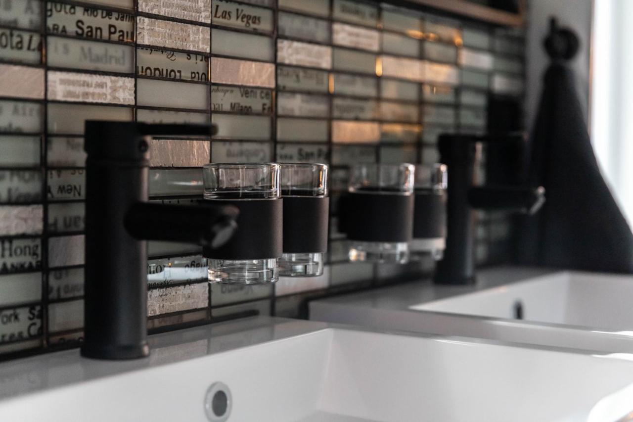 Wellnessboat De Michiel De Ruyter Hotel Groningen Kültér fotó