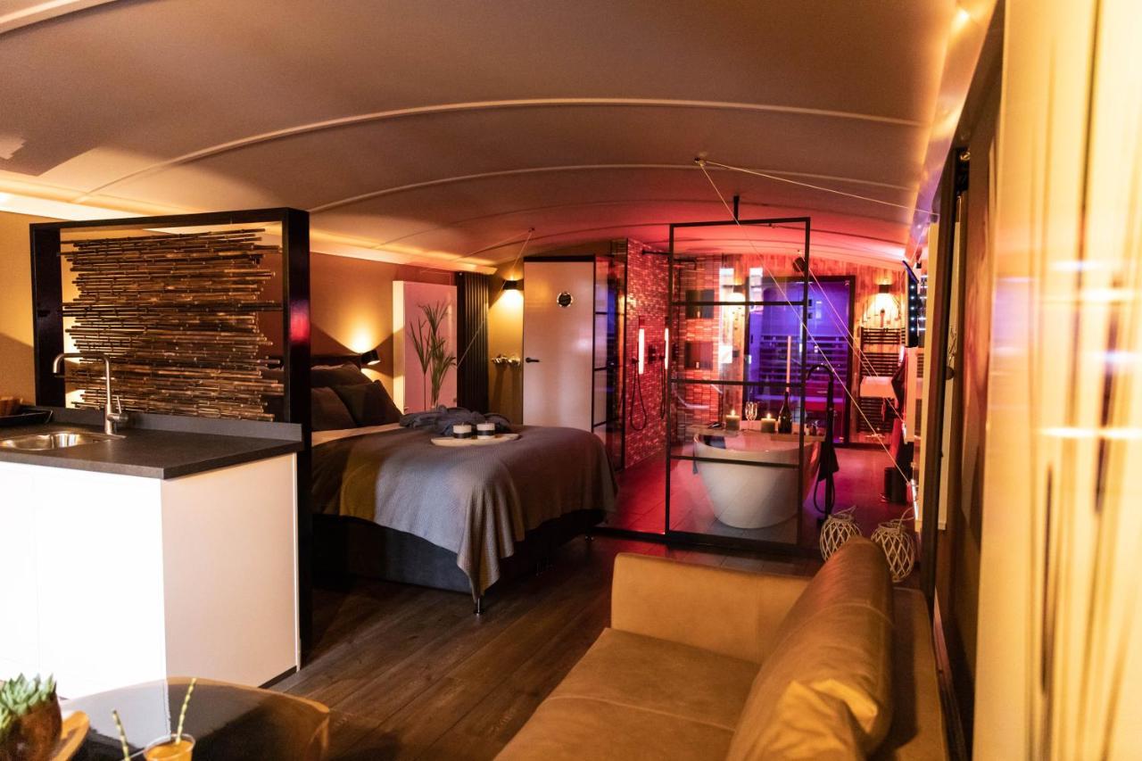 Wellnessboat De Michiel De Ruyter Hotel Groningen Kültér fotó